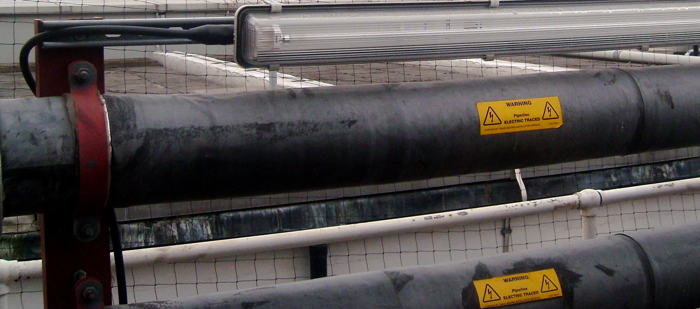 Electrically traced process pipework
